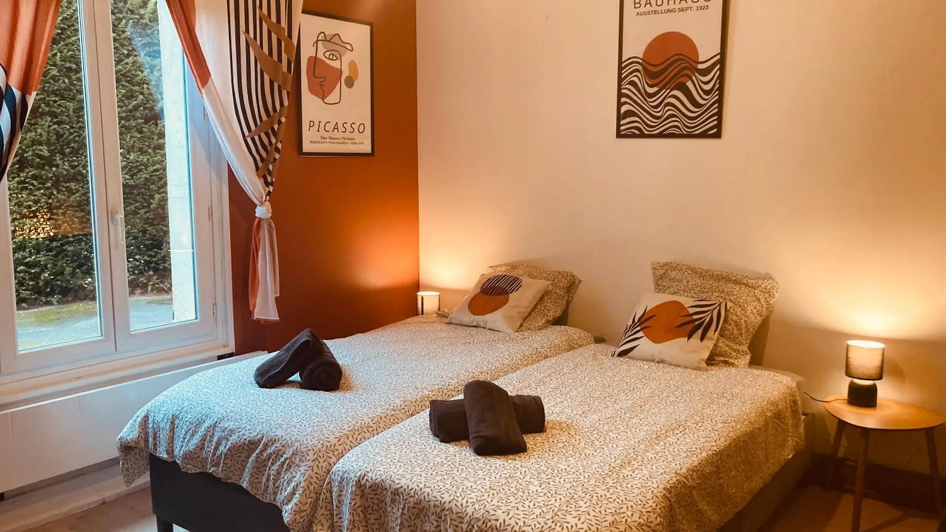 T1 Confortable Avec Parking, Proche Lyon, Ideal Couples Ou Travailleurs Corbas 0*,  France